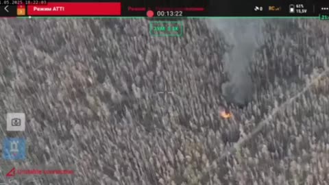 💥 A successful FPV fiber optic strike hit a Russian camouflaged mortar position.