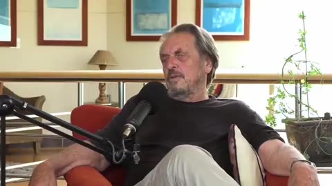 Elon Musk's Dad - "everyone knows Michelle Obama is a man"