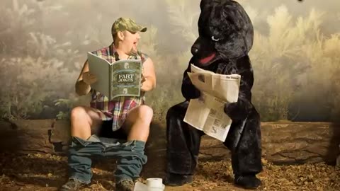 Larry the Cable Guy Shopping at Wal-Mart 5m