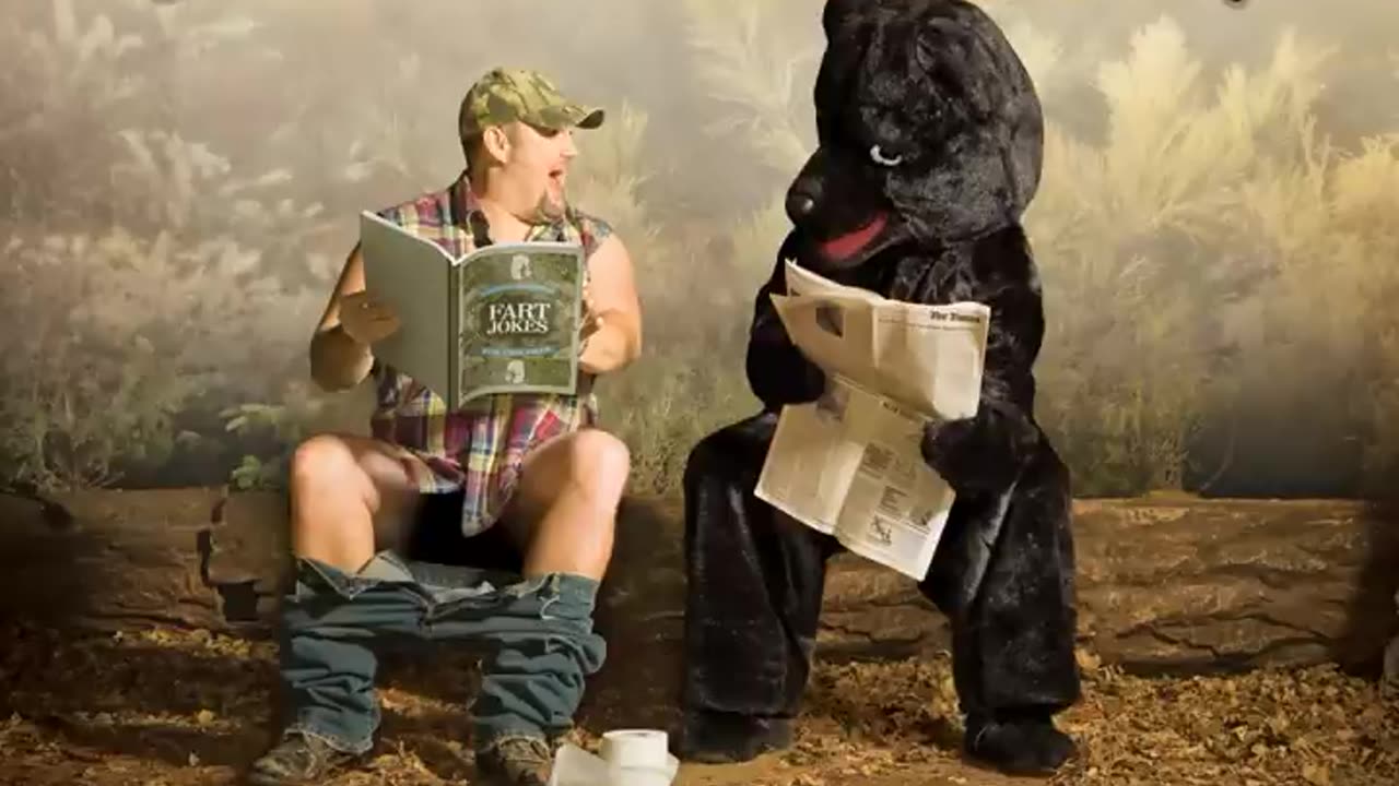 Larry the Cable Guy Shopping at Wal-Mart 5m