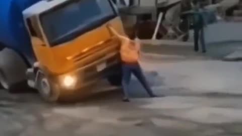 😨👽 Things That Are Supposed to Be Impossible! | TheHauntingHour