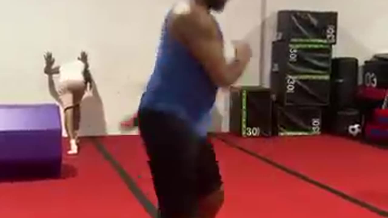 Who can do best front flip