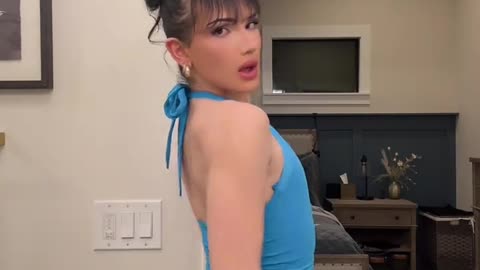 Tgirl deserve attention to you