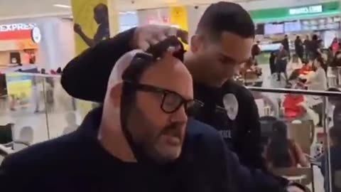 ANOTHER PEDOPHILE IN THE US CAUGHT MEETING A 12 YEAR OLD IN A MALL BATHROOM