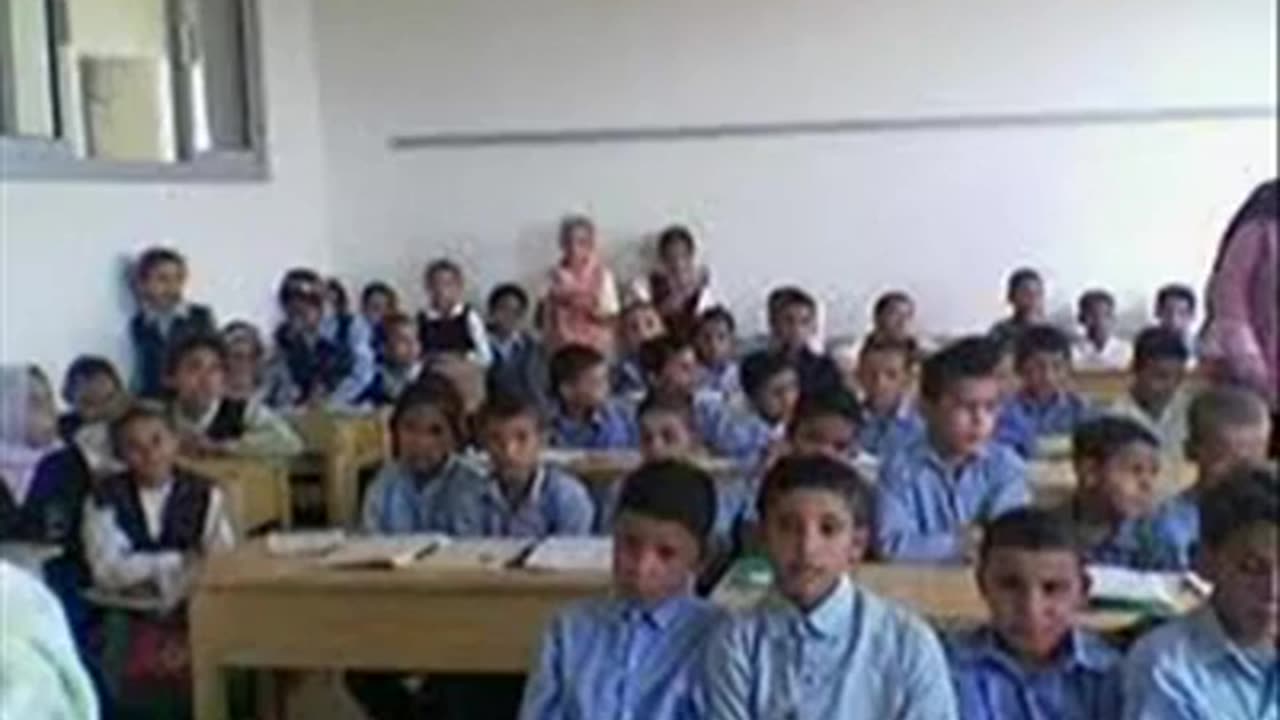 الفيديو مضحك التعليم في مصر بواسطة