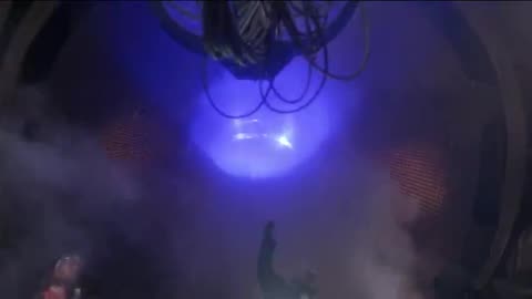 "12 Monkeys" Starring Bruce Willis, Madeline Stowe and Brad Pitt