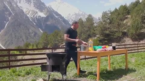 МЯСО с ОВОЩАМИ в КАЗАНЕ на КОСТРЕ.