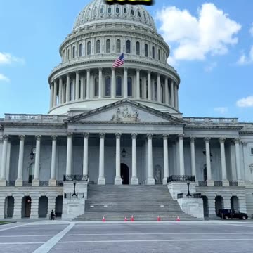 Why working class people pay more tax than the rich 👀💵