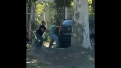Ciclista, detenido por reclutadores ucranianos