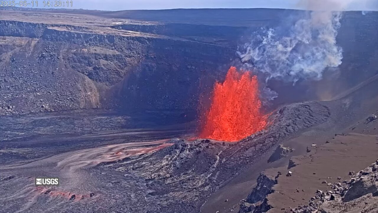 Live Now: New Volcanic Eruption at Kilauea Volcano, Hawaii