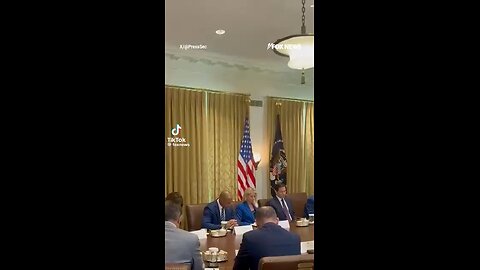 Trump Starts his meeting- You will never see on TV