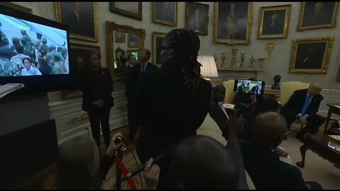 Trump Forces SA President To Watch Videos Of SA Leaders Calling For The Killing Of White Farmers