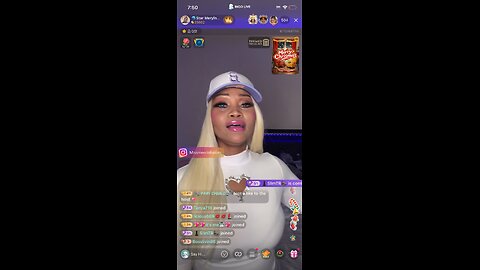 Star meriyln- presents Folded 💕