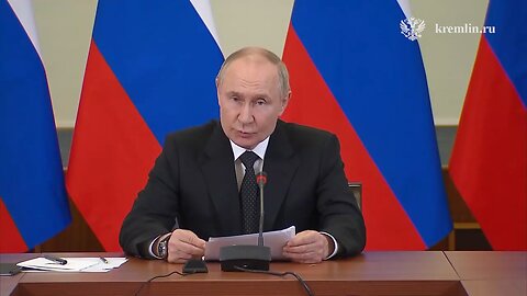 Russia’s submarine fleet ready for ‘ANY THREATS