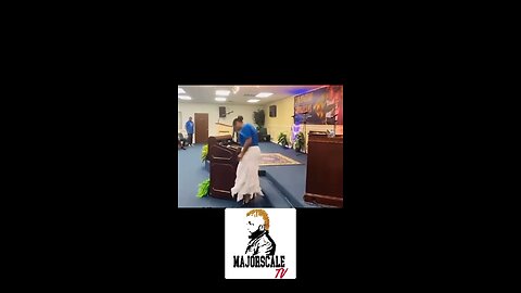 I feel the Lord in my feet 🦶🏽🦶🏽#praisebreak 💃🏽