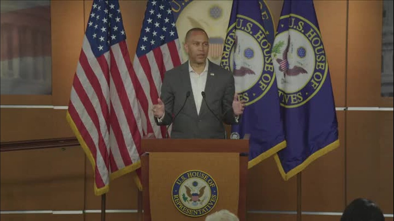 Hakeem Jeffries: The Use of Military Force Must Be Approved by the U.S. Congress, Trump ‘Ignored the Constitution’