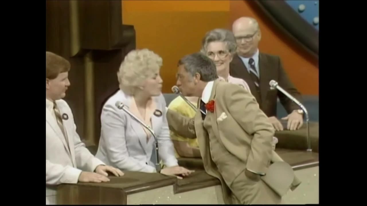 Richard Dawson Hosts Family Feud (6-7-82) Highlights