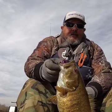 Big Smallmouth on Thomas Custom Painted Lures, Skywalker Crankbait!