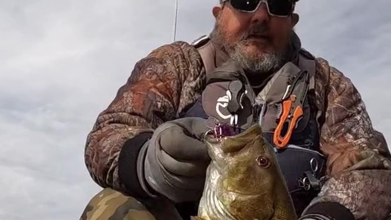 Big Smallmouth on Thomas Custom Painted Lures, Skywalker Crankbait!