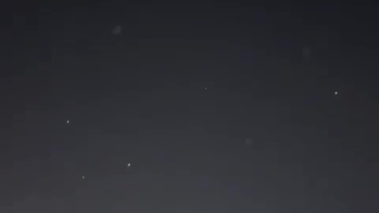 INSANE! Ballistic missiles are flying into Qatar.