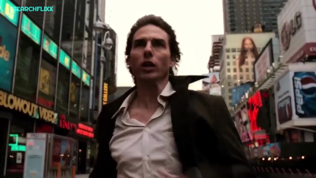 Tom Cruise ran alone through a real, empty Times Square—no CGI involved.