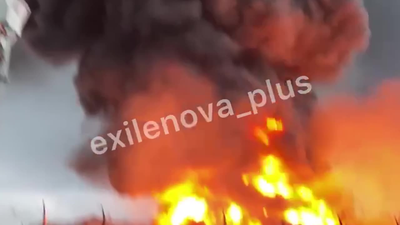 🔥 Consequences of the UAV attack on the oil terminal in Adler, Russia!