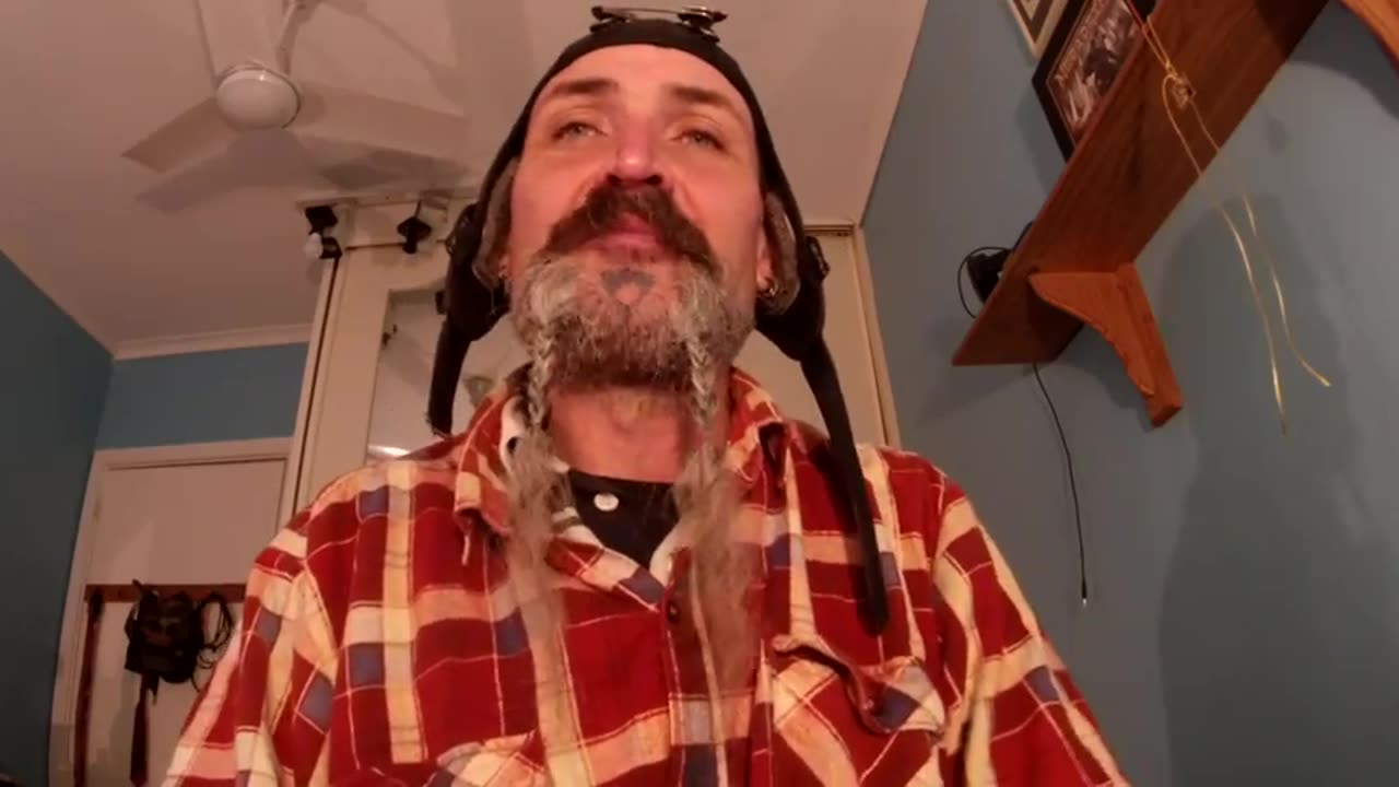 The curry tsunami with harmonica Lord Stompy