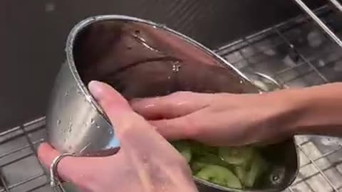 how to peel fruit