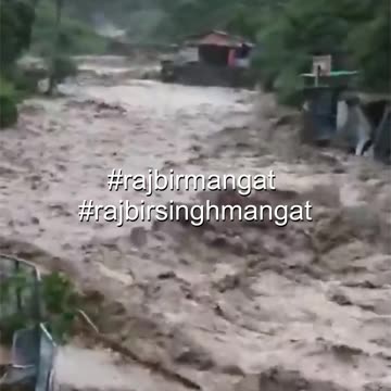 A major cloudburst has hit near Dehradun, Uttarakhand, India. Heavy rain has triggered a flash flood