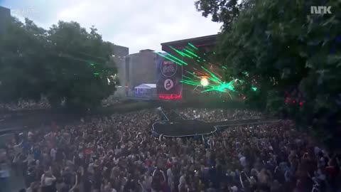 “Faded” (live) - Alan Walker ft Iselin Solheim - Hip Hip Hurra!