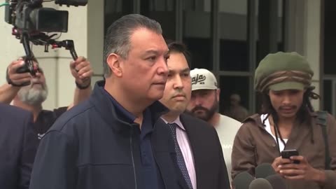 Senator Padilla is now speaking in Spanish after he was cuffed for charging at DHS Sec. Noem