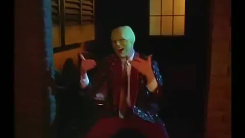 The Mask 1994 Funny Scene