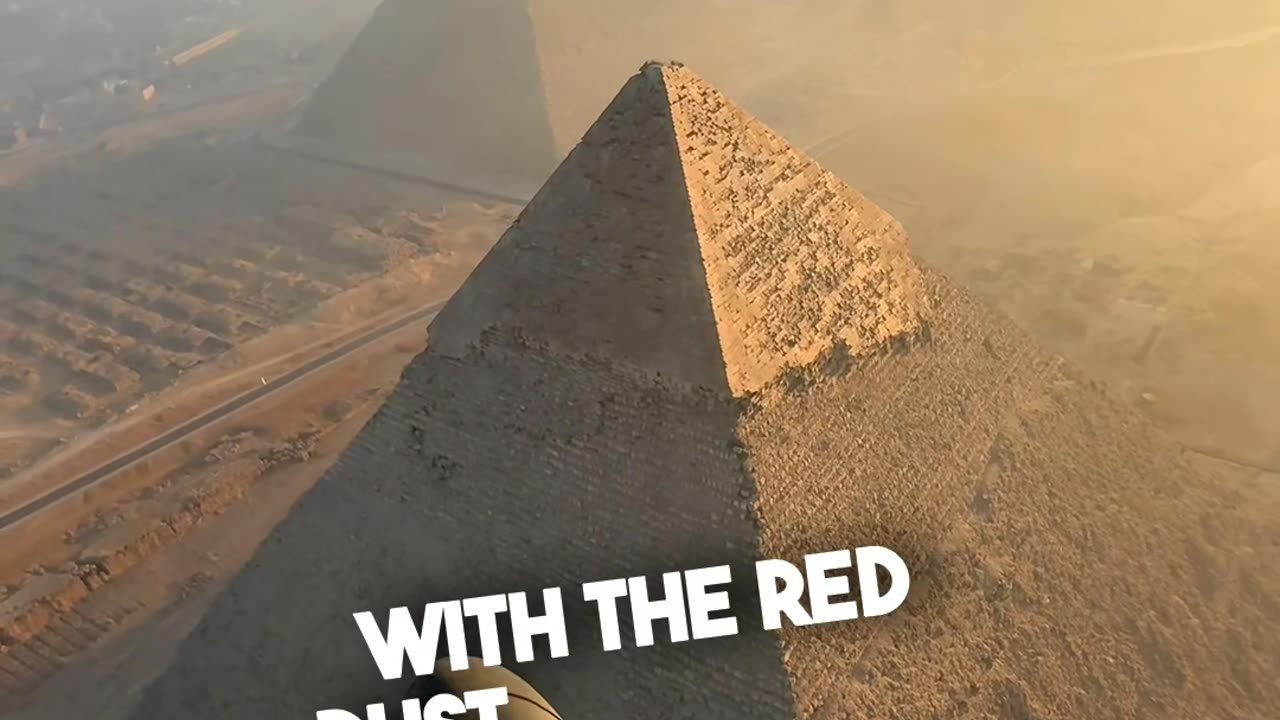 Epic Sunset at the Great Pyramid of Giza...🤩