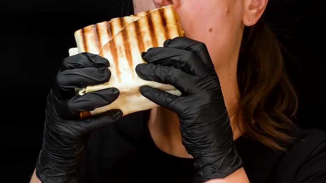 Grilled Chicken Wrap | Healthy, Juicy & Packed with Flavor!