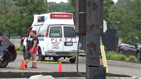 Ice Cream Truck, Essco Square Near Telegraph, Taylor, Michigan, 7 26 25, Part 02