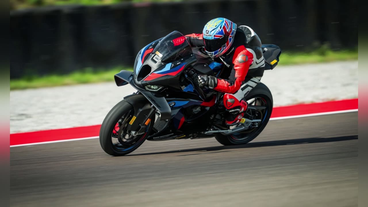 2025 BMW M1000RR – The king of superbikes is back and stronger