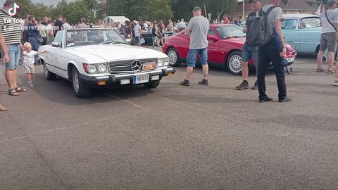 Hidden Classic Car Show in Lithuania 🇱🇹 | Vintage Auto Gems!"
