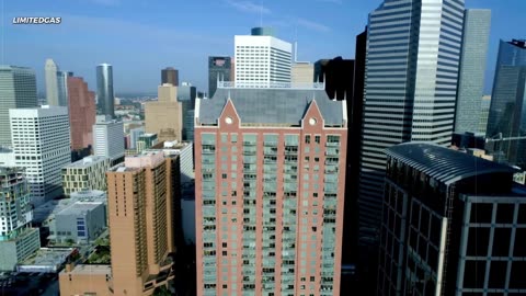 California Governor PANICS After Texas Steals 300 California Companies in ONE MONTH