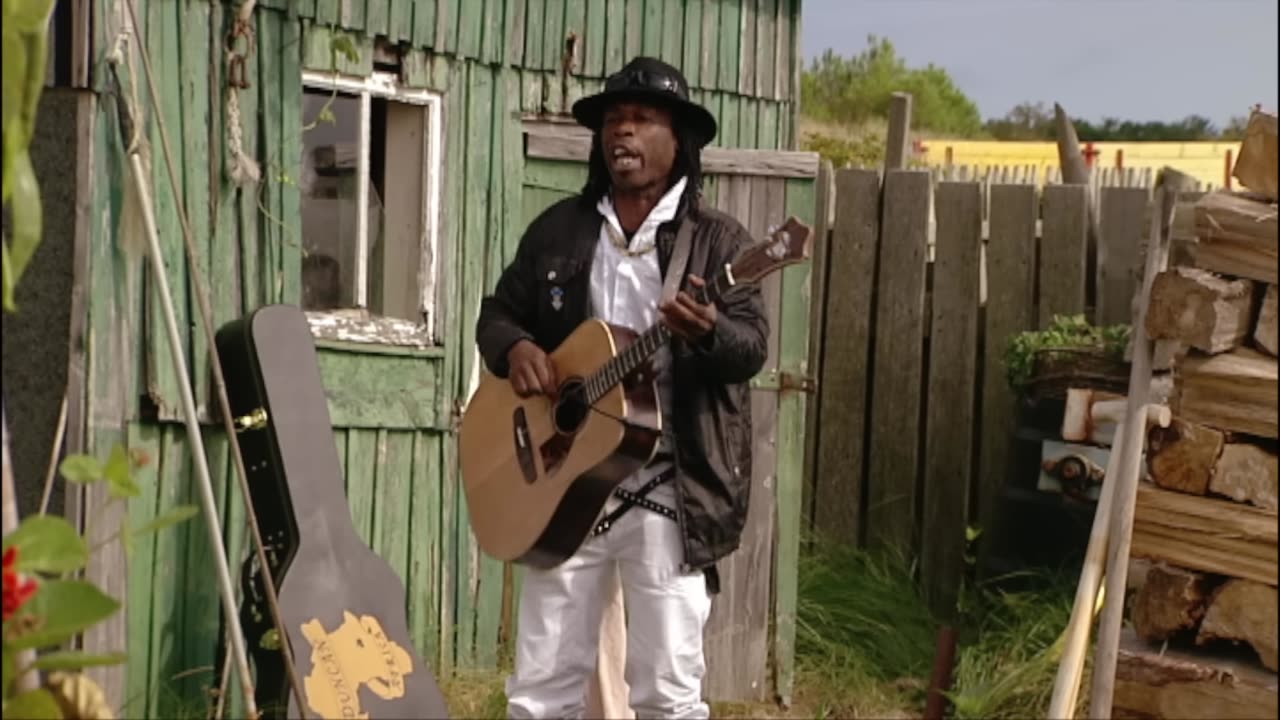 Brushy One String - Chicken in the Corn (@Into The Great Wide Open 2014)