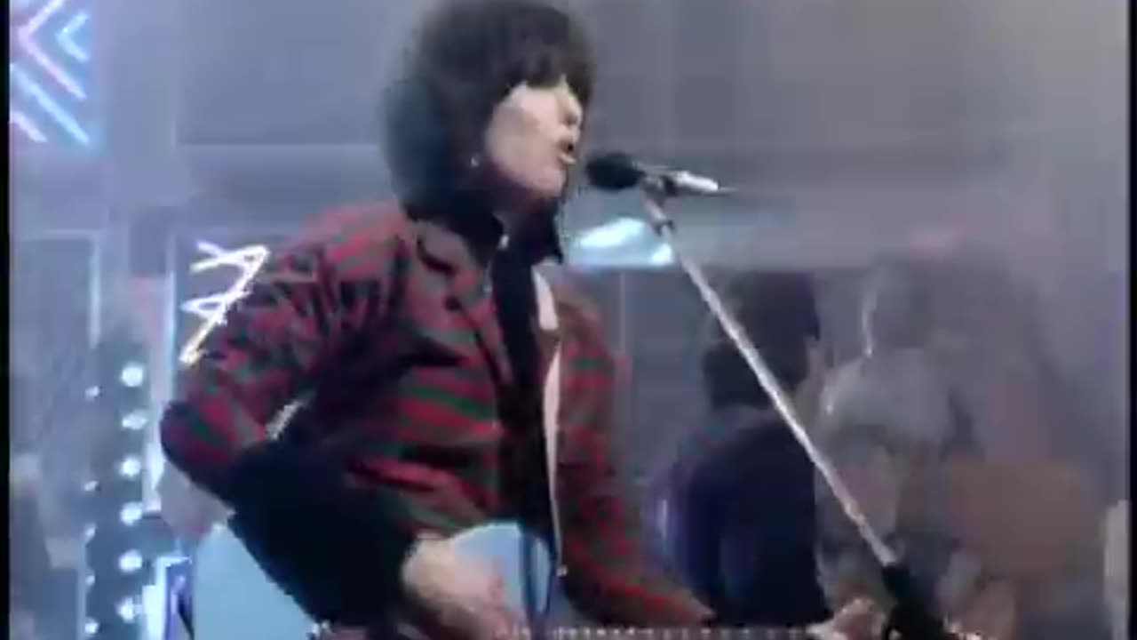 The Pretenders - Don't Get Me Wrong