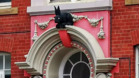 L’ANGOLO INGLESE DI PEGGY JOHNSON: COSA CI FA UN CONIGLIO VAMPIRO ALLA CATTEDRALE DI NEWCASTLE?