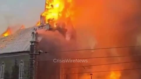 Historic Church Destroyed by Fire in Québec, Canada