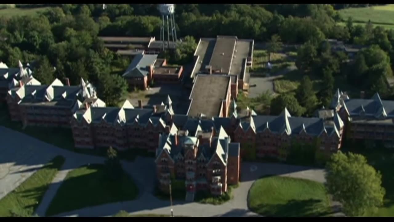 Session 9 (2001 film)