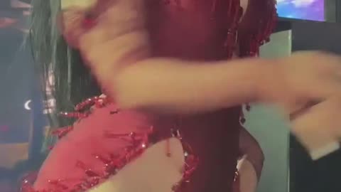 Sexy hot arabic girl dance