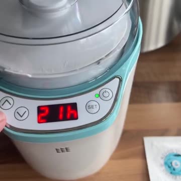 Making my own kefir and raw Greek yoghurt - 2nd April 2025