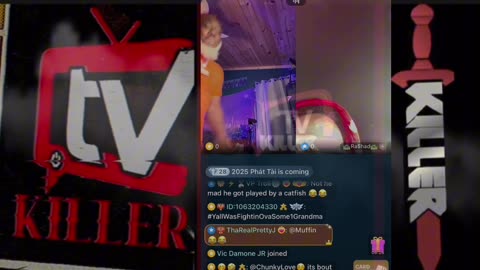 SHAD G CLOWNS THE FUCK OUT OF BLACK SANTA FOR TRYING TO FUCK 16 year old SPICY CATFISH