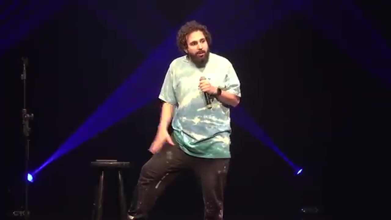 Stand UP humor Murilo Couto Brazilian