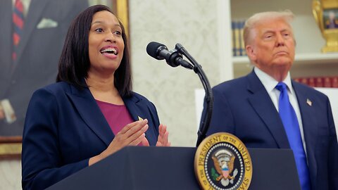 Democrat DC Mayor Stuns Party - She Is With Trump