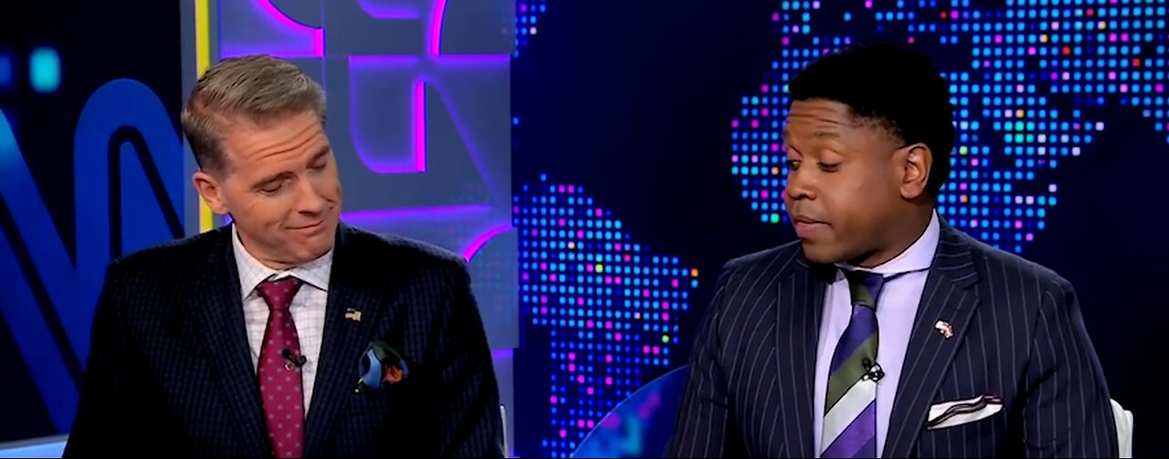 "Do You Have Eyes And Ears?": Scott Jennings BATTLES CNN Panelist Over Biden's Cognitive Decline