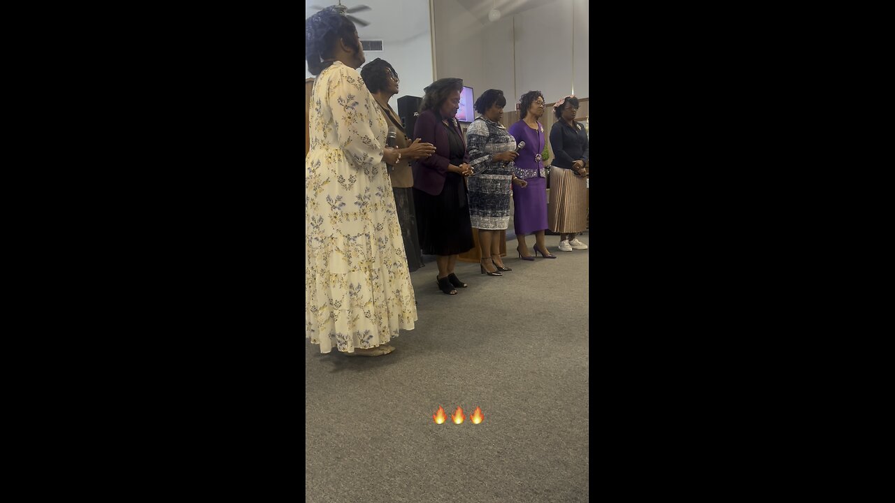 Choir sings total praise π€πΆπ΅πΆπΆ